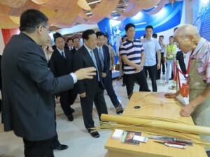 成都非遺節 竹編大師李榮烈現場演出