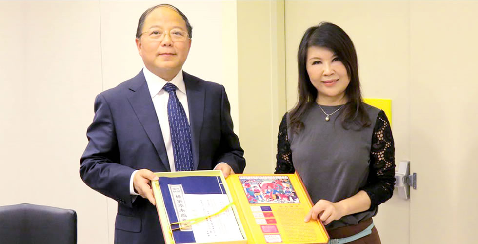 tw_event_date_caty01375247214_storydpid_16_album_5