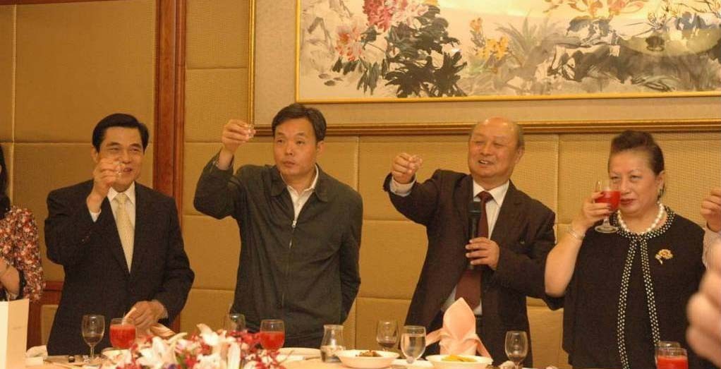 tw_event_date_caty01377134409_storydpid_18_album_1