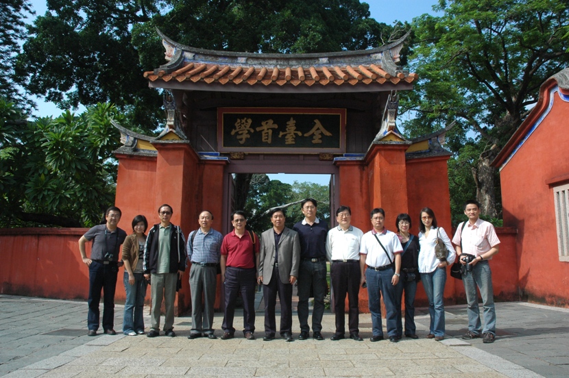 tw_event_date_caty01378196816_storydpid_32_album_1