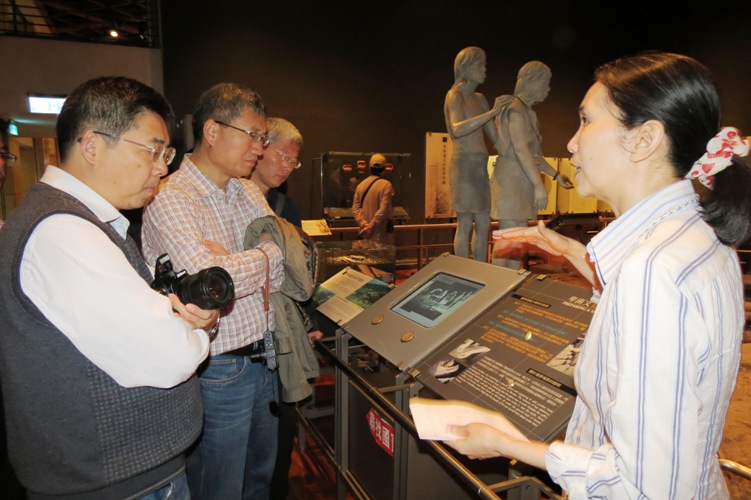 tw_event_date_caty01391574307_storydpid_34_album_4