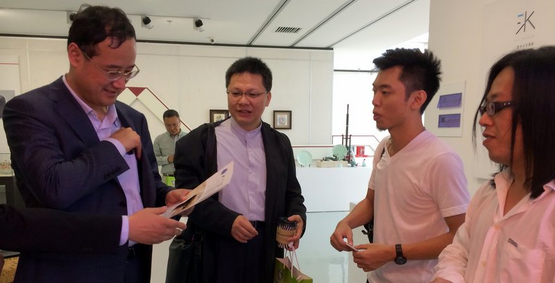 tw_event_date_caty01402288274_storydpid_35_album_18