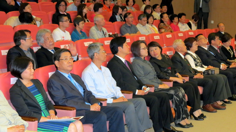 tw_event_date_caty01403592034_storydpid_37_album_6