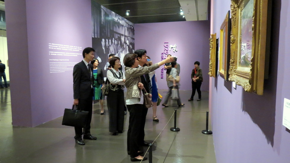 tw_event_date_caty01403592066_storydpid_37_album_9