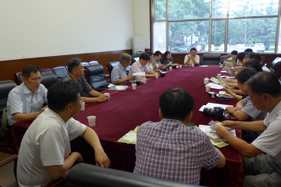 tw_event_date_caty01407212854_storydpid_41_album_1