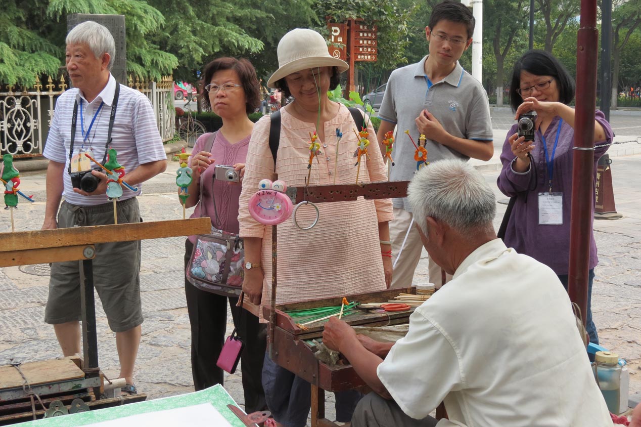 tw_event_date_caty01426822793_storydpid_49_album_9