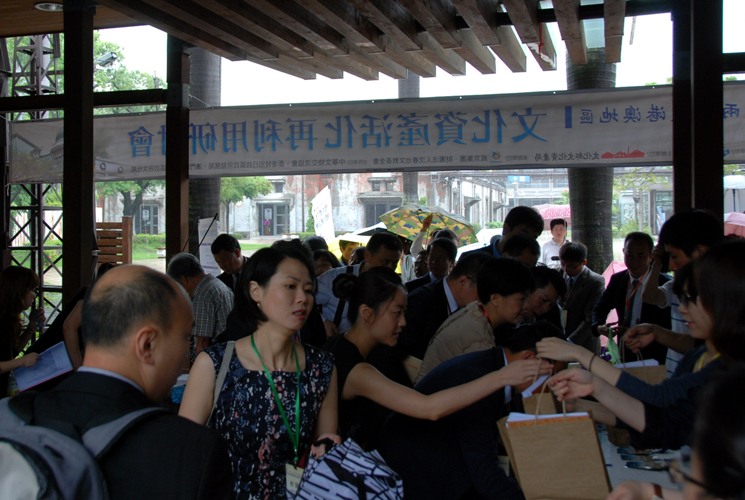 tw_event_date_caty01437534367_storydpid_51_album_4