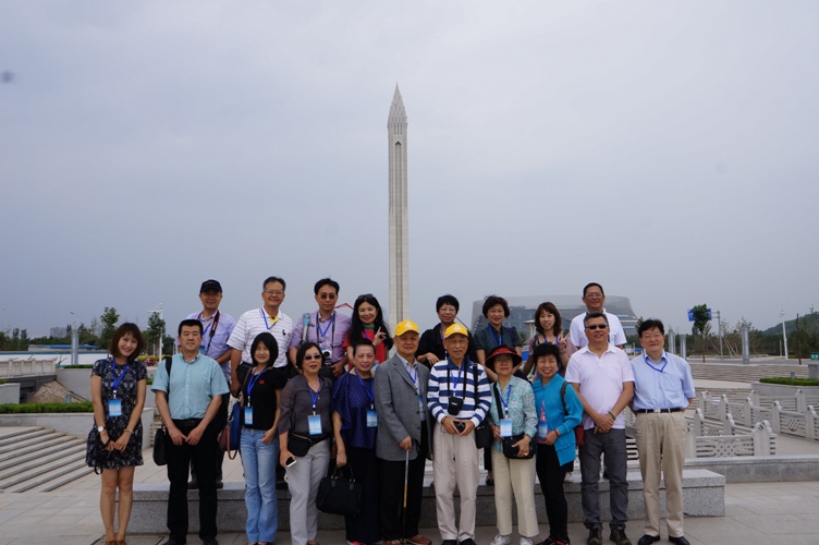 tw_event_date_caty01445409560_storydpid_54_album_0