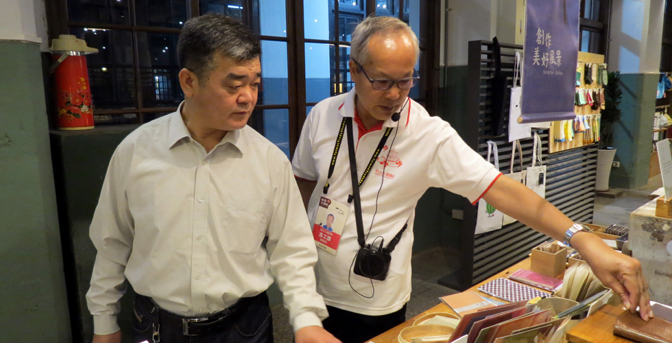 tw_event_date_caty01449458237_storydpid_60_album_1