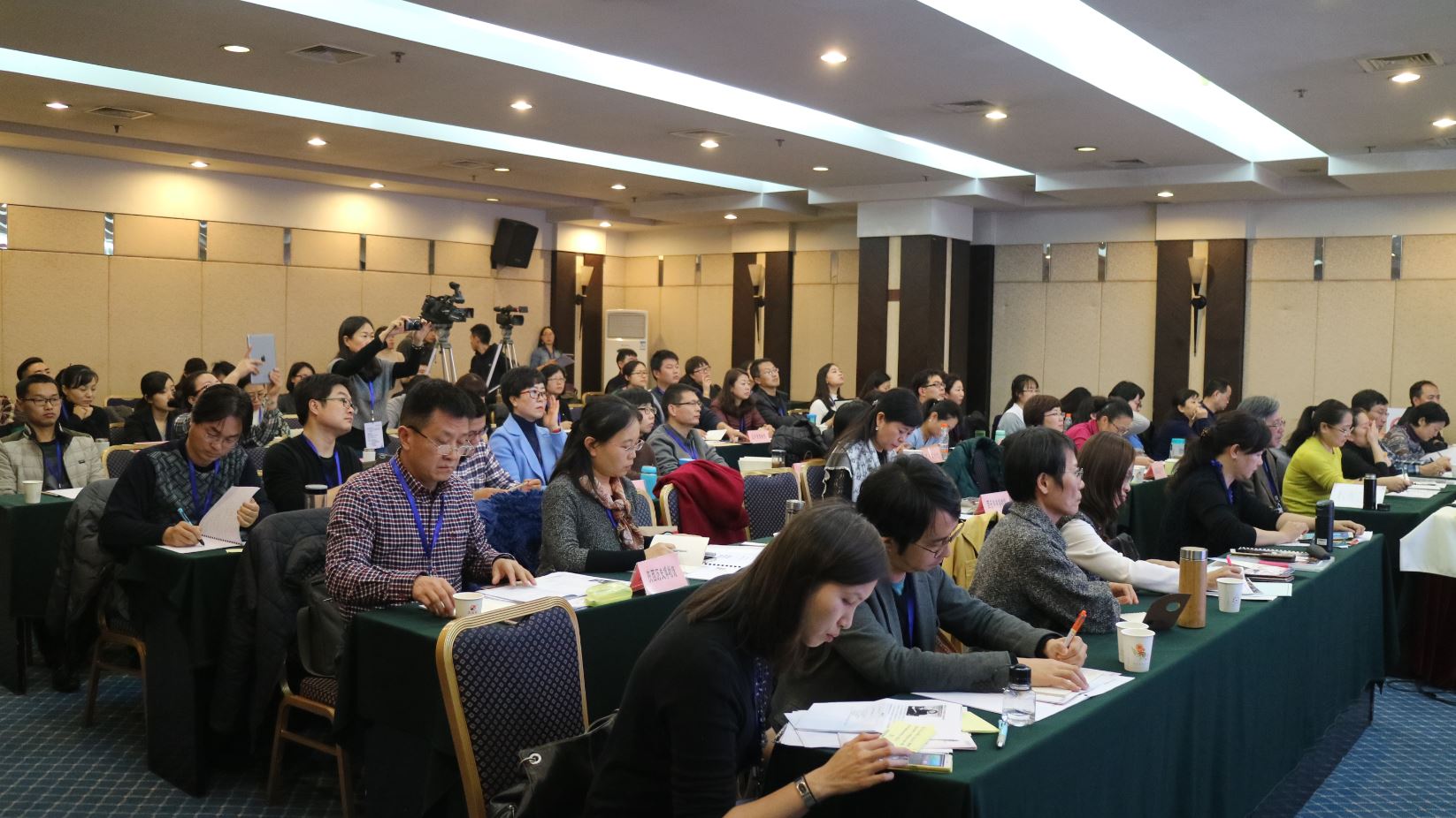 tw_event_date_caty01482976247_storydpid_73_album_2