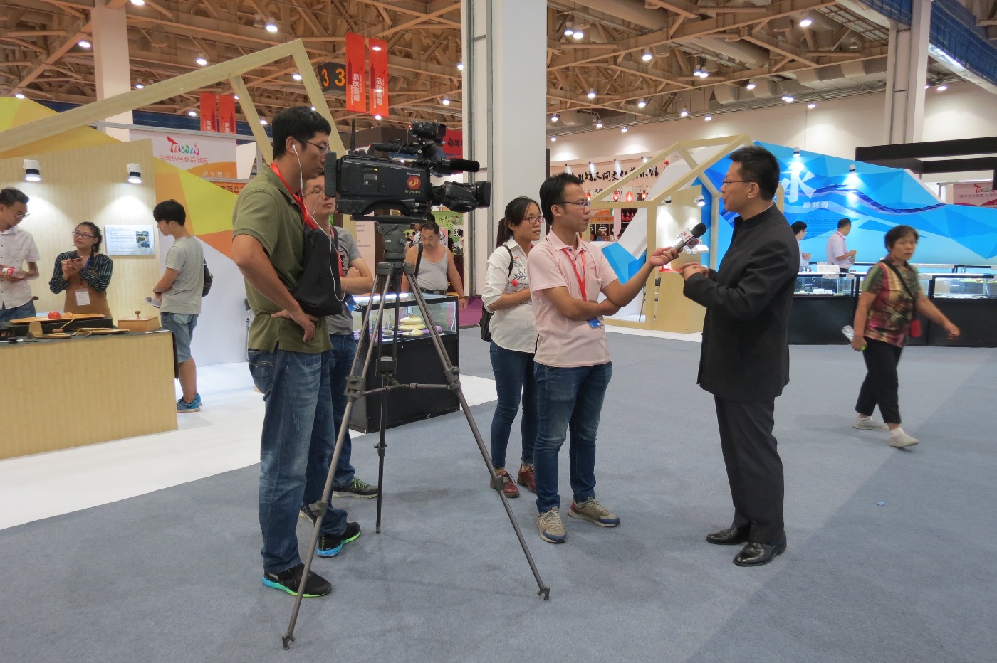 tw_event_date_caty01484722908_storydpid_76_album_2