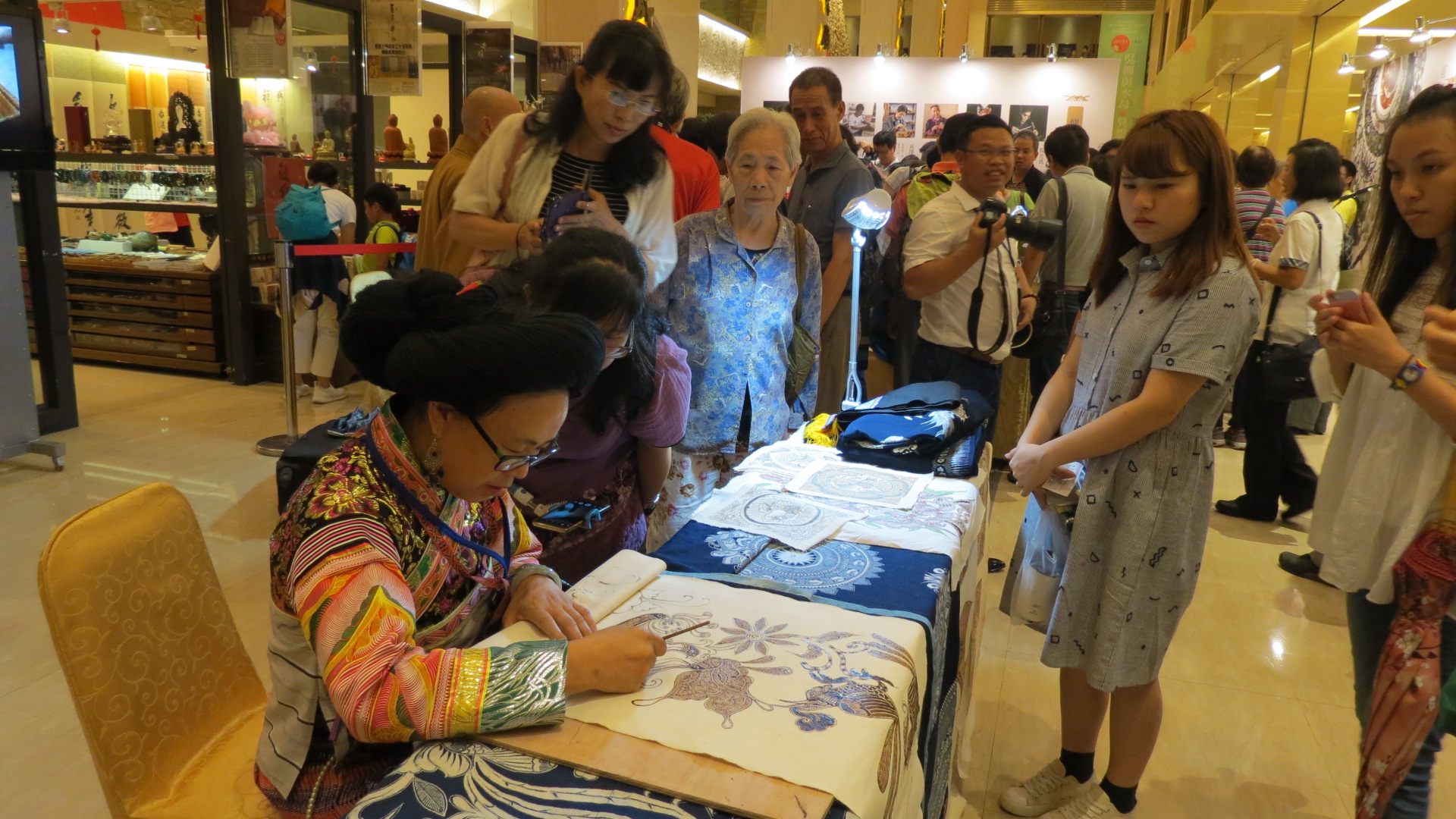 tw_event_date_caty01507798222_storydpid_88_album_10